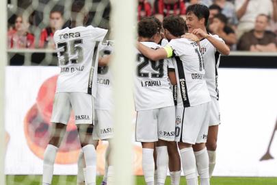 Beşiktaş, Midtjylland'ı eleyerek tur atladı