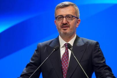 İletişim Başkanı Duran, usta edebiyatçı Rasim Özdenören'i andı