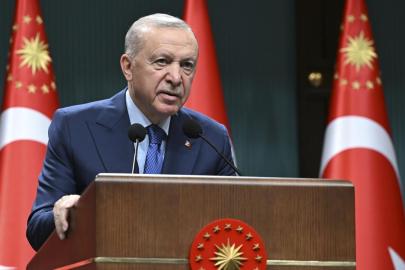 Cumhurbaşkanı Erdoğan: Bizi yolumuzdan döndüremezler